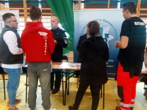 Promowali „zawód” policjanta na Targach Pracy