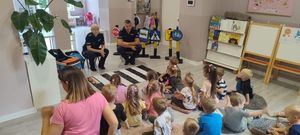 policjanci na spotkaniu