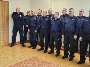 policjanci na spotkaniu