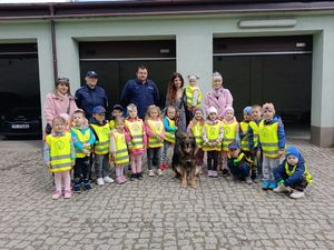 policjanci na spotkaniu