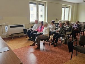 seniorzy na spotkaniu