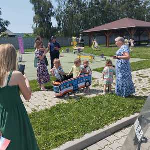 dzielnicowy na spotkaniu