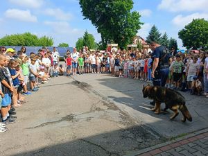policjanci na spotkaniu
