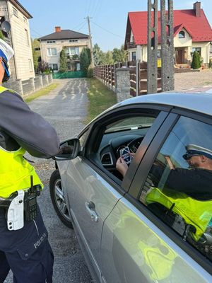 policjanci podczas działań