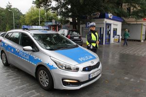 policjanci podczas ćwiczeń