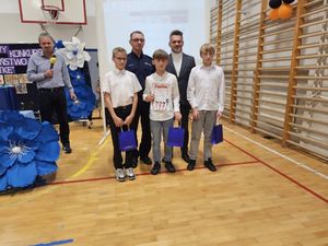 policjanci podczas konkursu