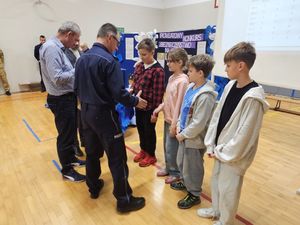 policjanci podczas konkursu