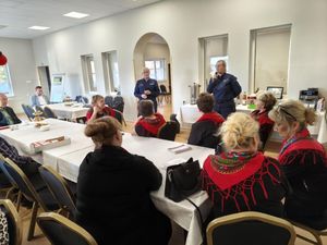 policjantki na spotkaniu