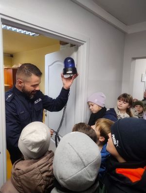 dzielnicowy podczas spotkania